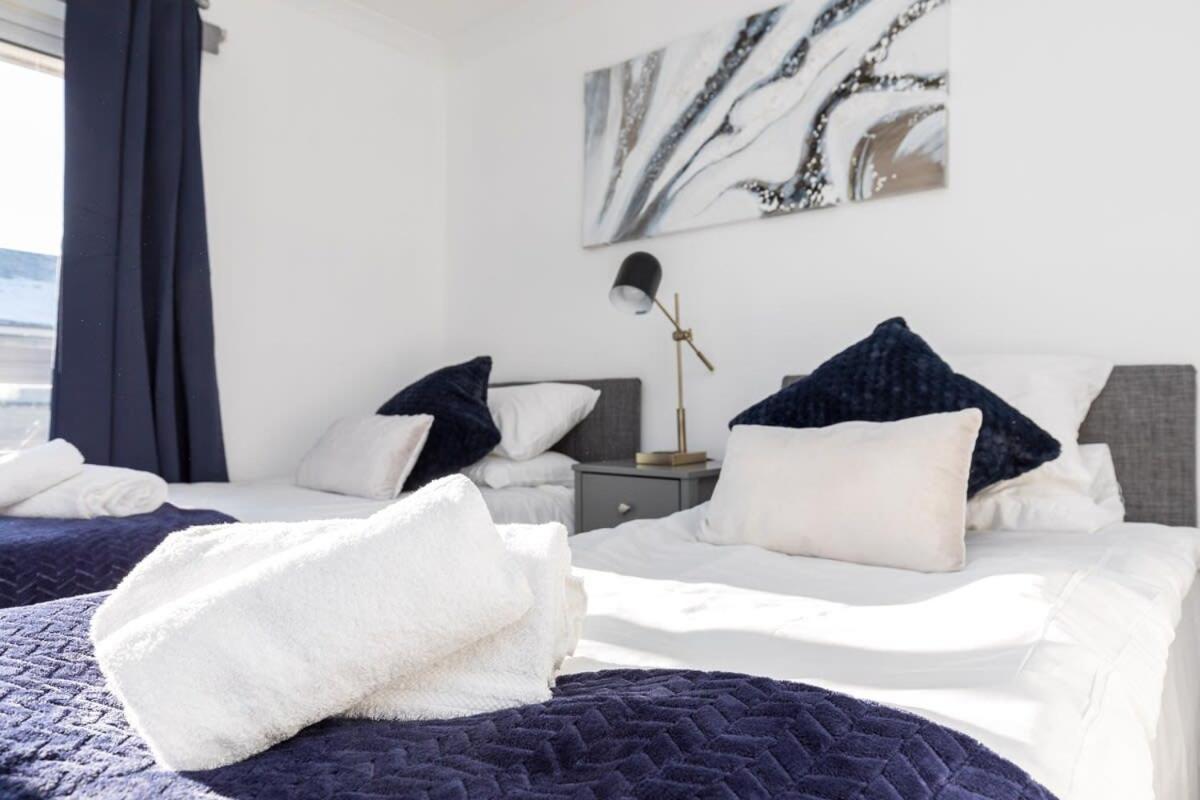 19A The Broadwalk - Cozy 1Br In The Heart Of Crawley Near Gatwick Airport Great For Contractors And Flight Crew Students Villa Ngoại thất bức ảnh